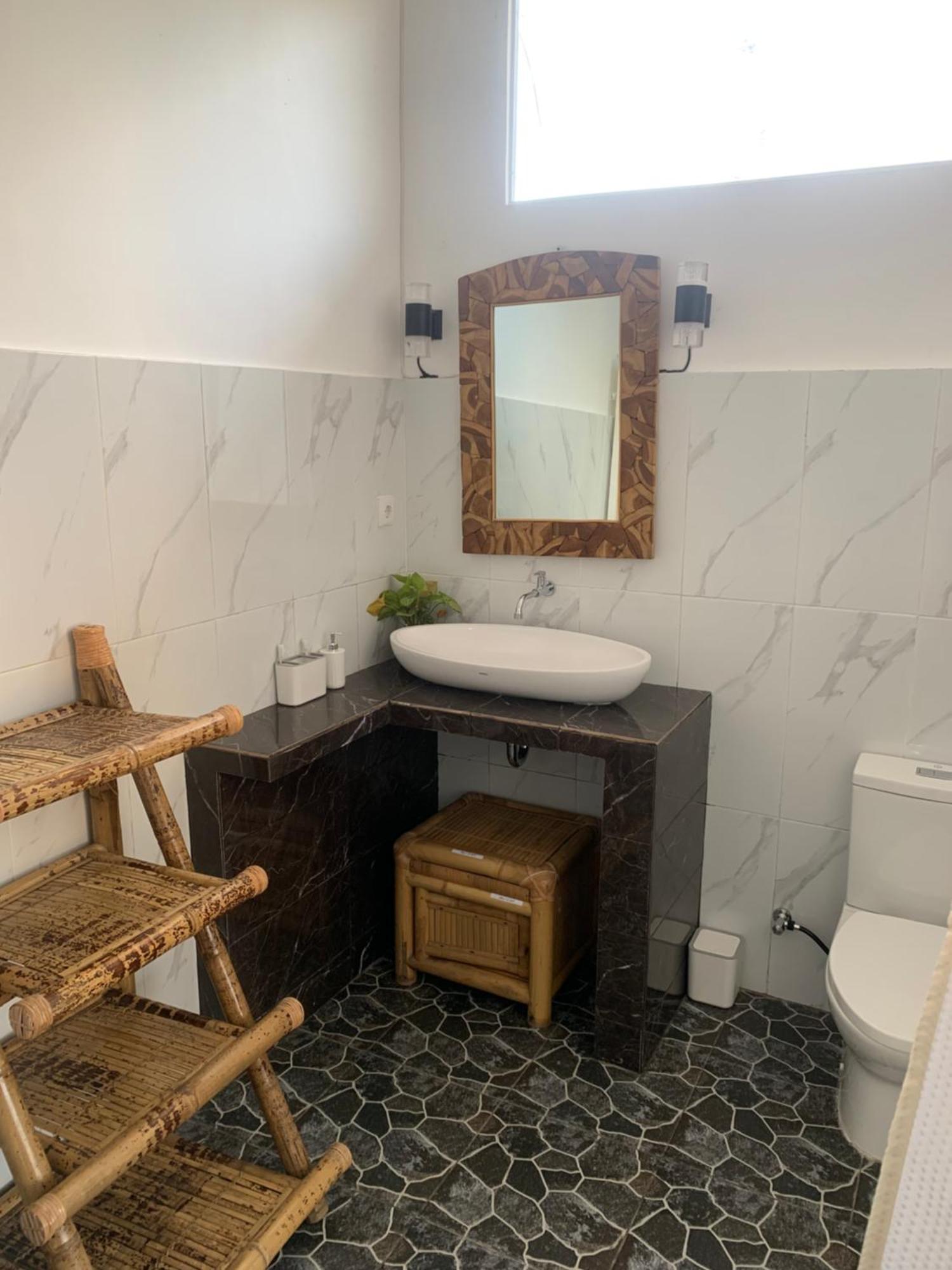 גילי טרוונגן Gili Davidoff Upstairs Budget And Deluxe מראה חיצוני תמונה