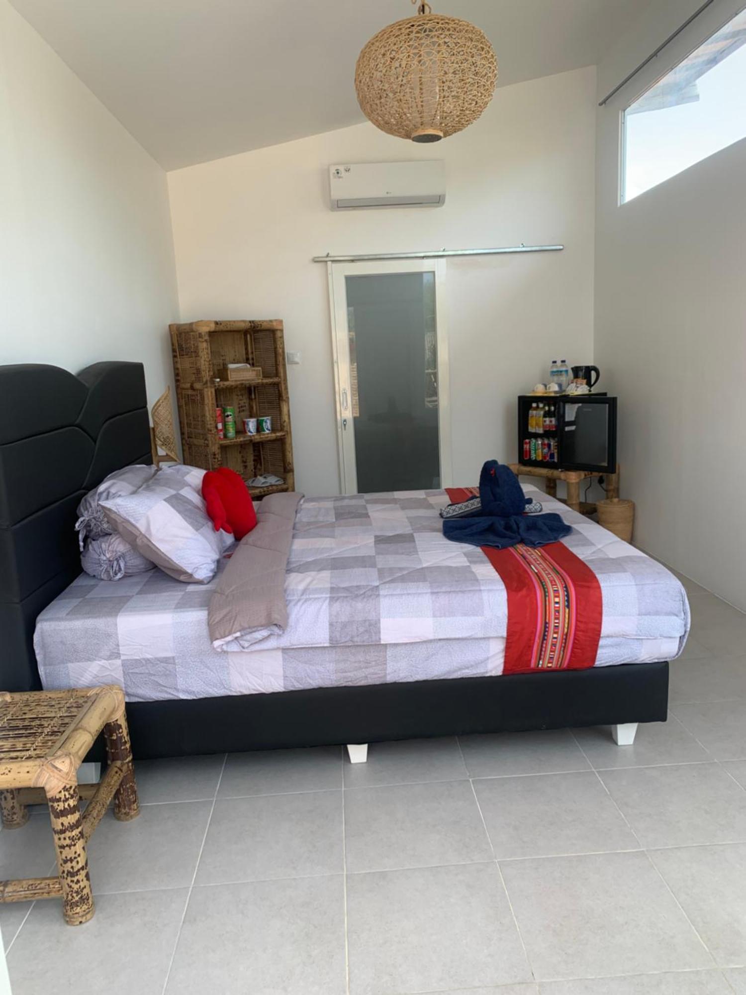 גילי טרוונגן Gili Davidoff Upstairs Budget And Deluxe מראה חיצוני תמונה